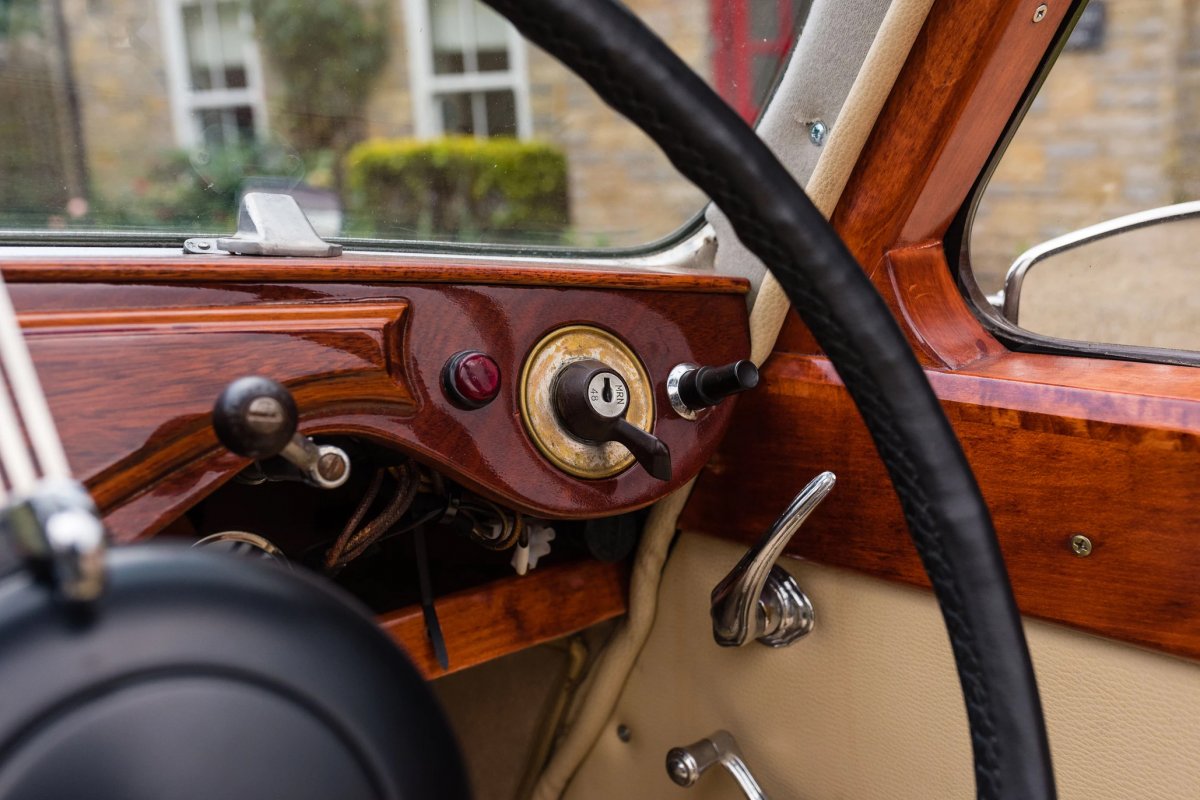 Riley Drophead Coupe Ignition