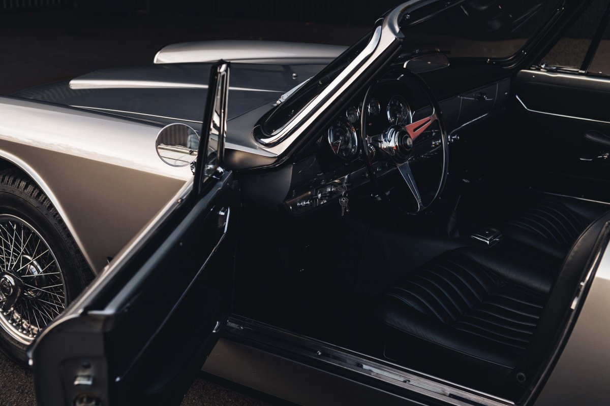 1960 Maserati 3500 GT Vignale Spyder 25