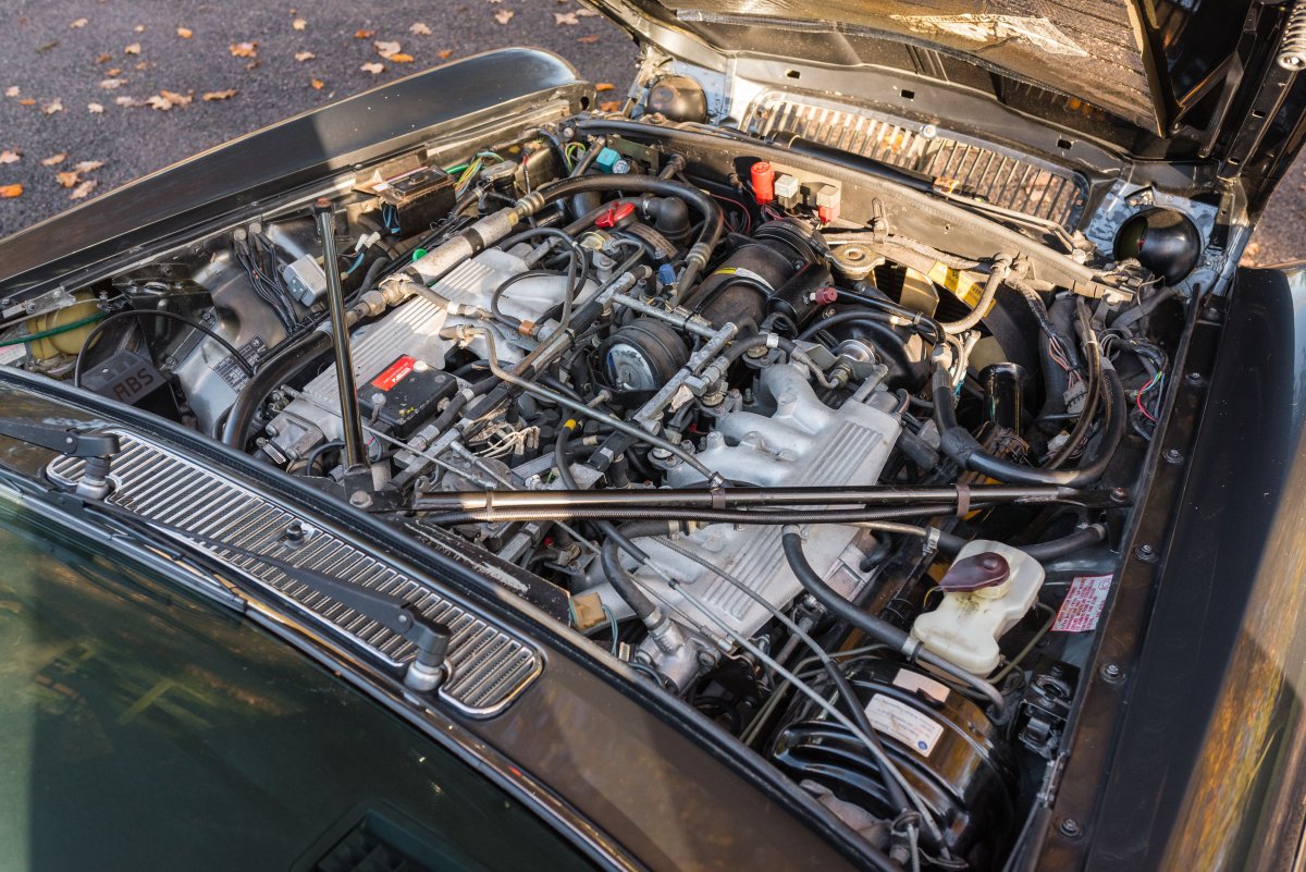 1990 Daimler Double-Six Series III