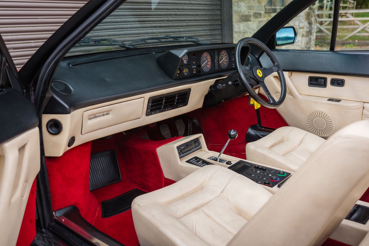 1987 Ferrari Mondial T Cabriolet 28