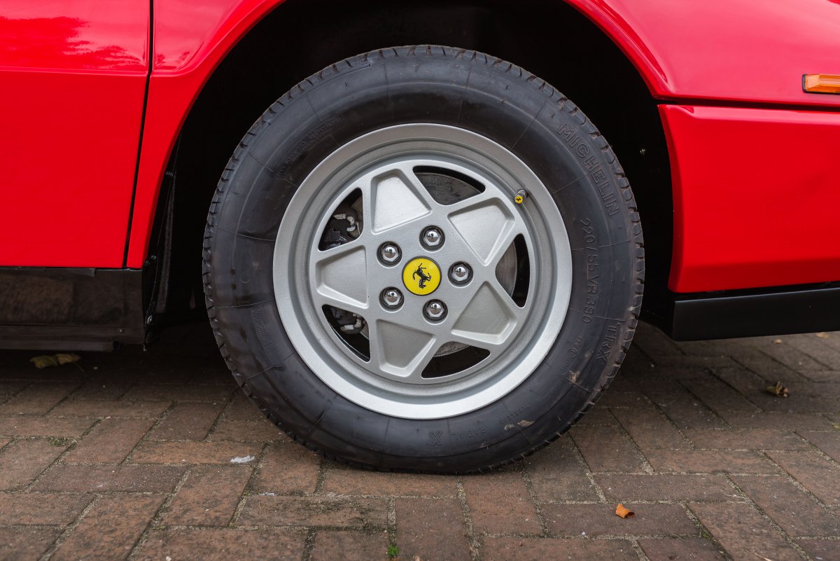 1987 Ferrari Mondial T Cabriolet 62