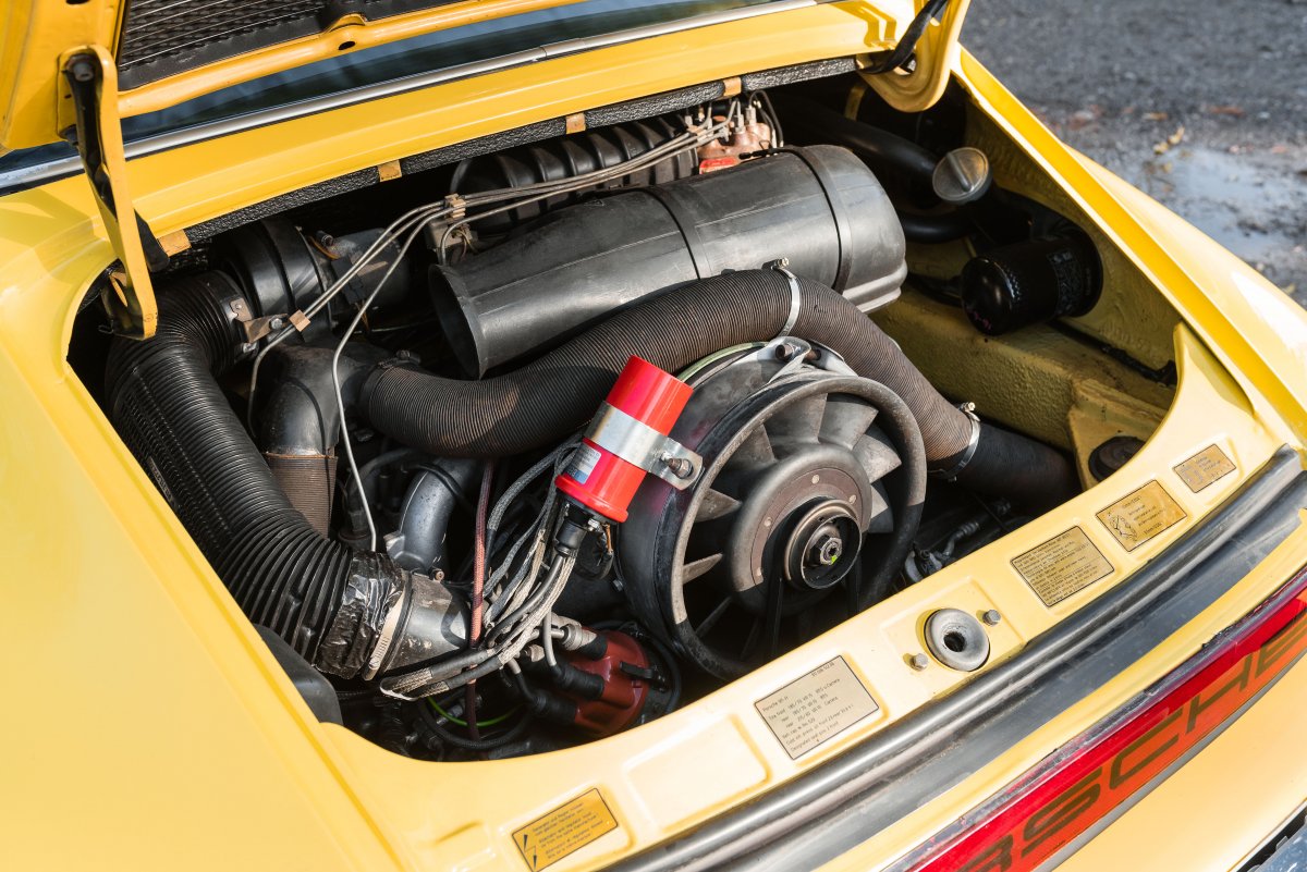 1975 Porsche 911S Targa Engine