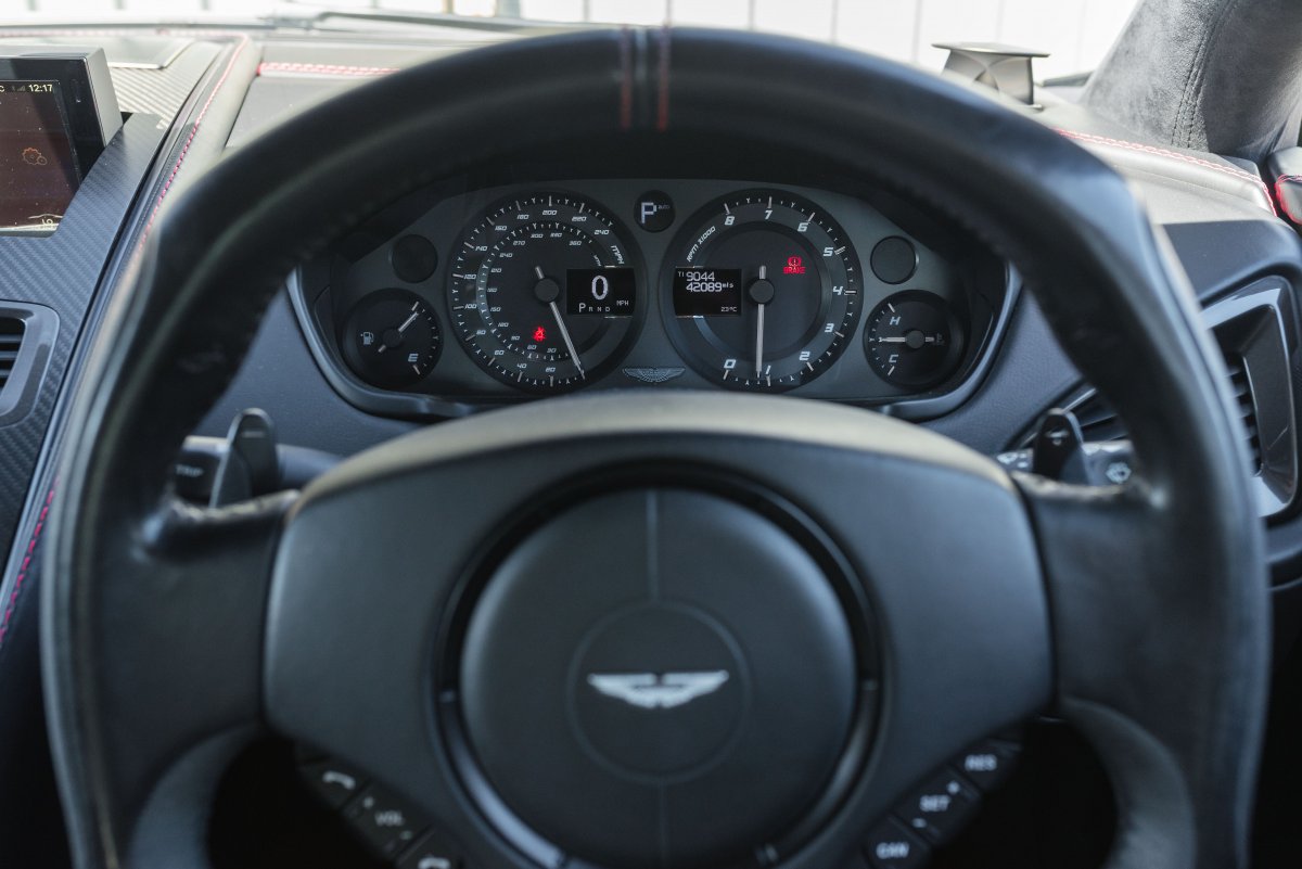 2013 Aston Martin Vanquish Steering Wheel
