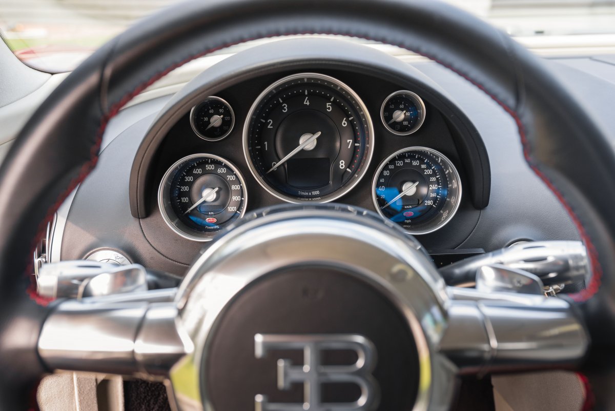 2008 Bugatti Veyron Steering Wheel