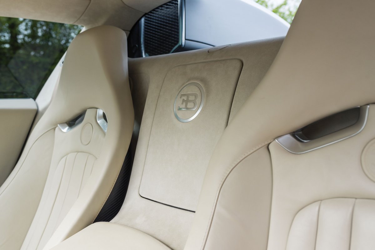 2008 Bugatti Veyron 41