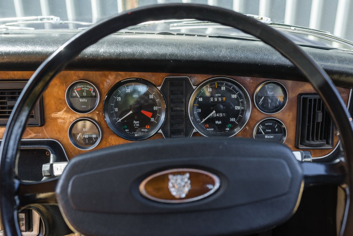 1975 Jaguar XJ12 Series II XJ-C Steering Wheel