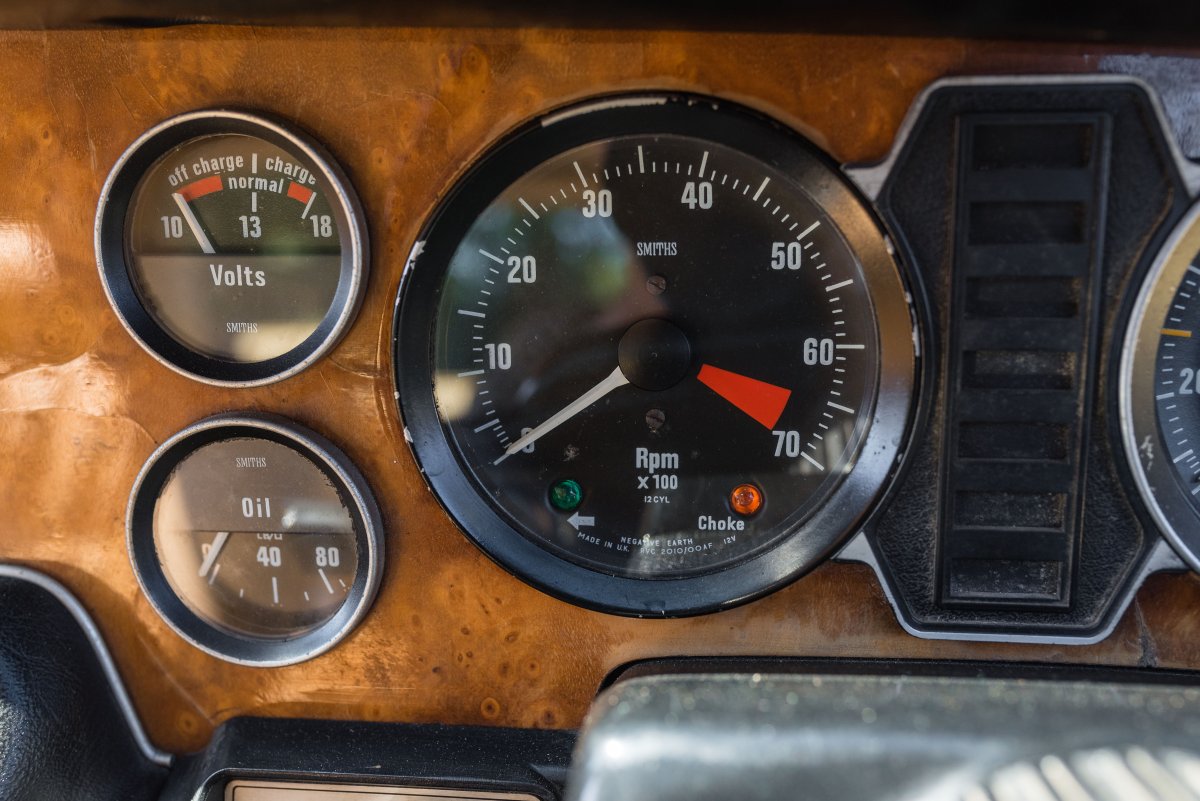 1975 Jaguar XJ12 Series II XJ-C 24