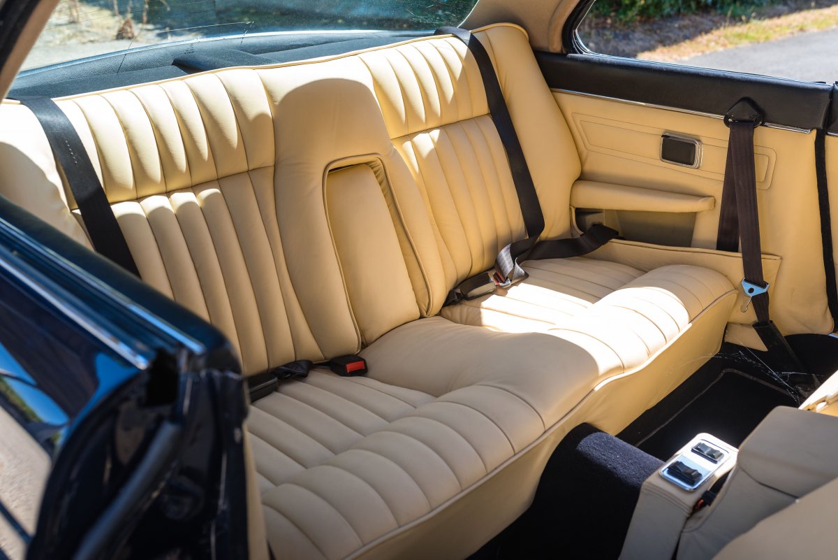 1975 Jaguar XJ12 Series II XJ-C Rearseats