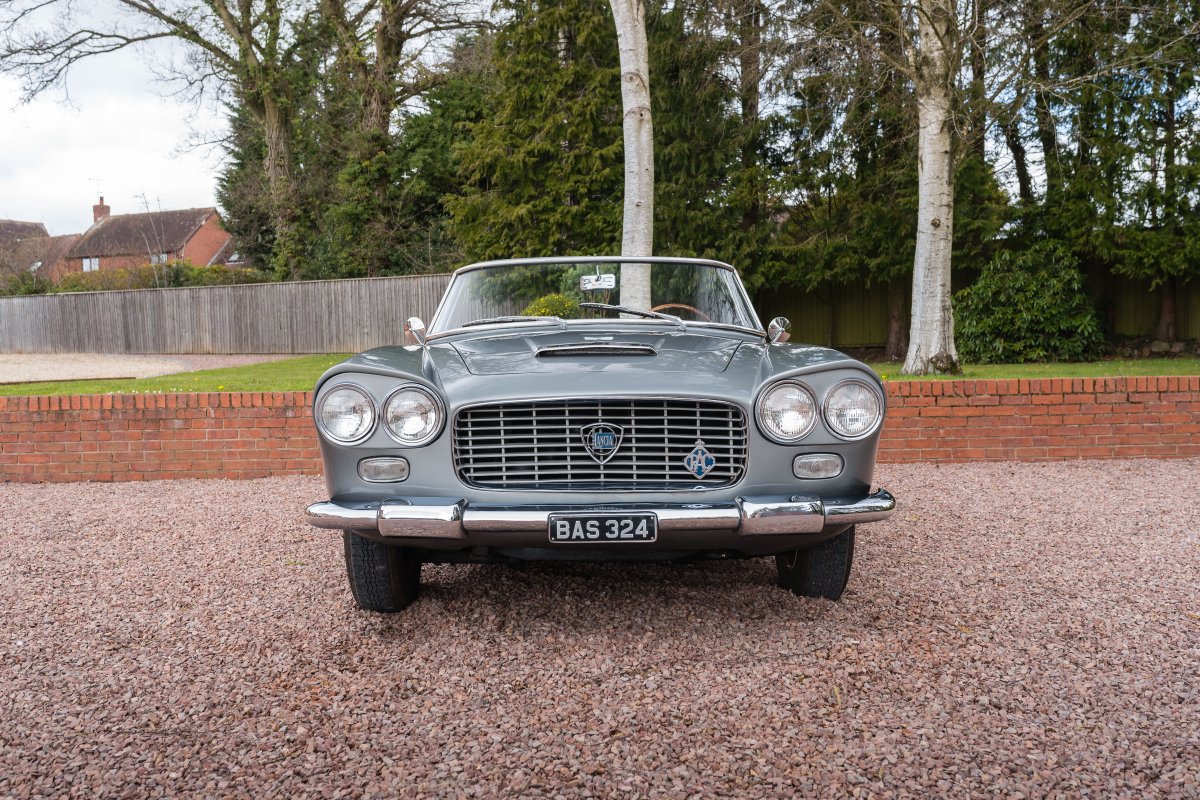 1961 Lancia Flaminia GT Convertible Front