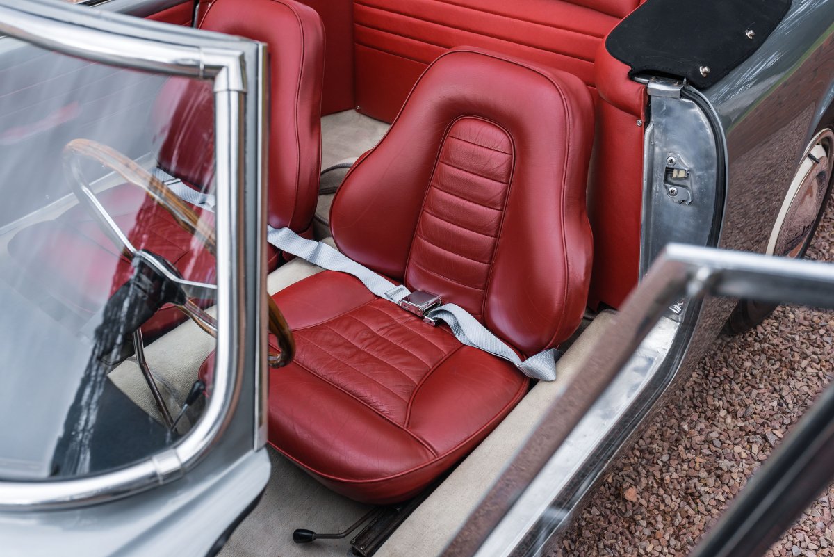 1961 Lancia Flaminia GT Convertible Drivers Seat