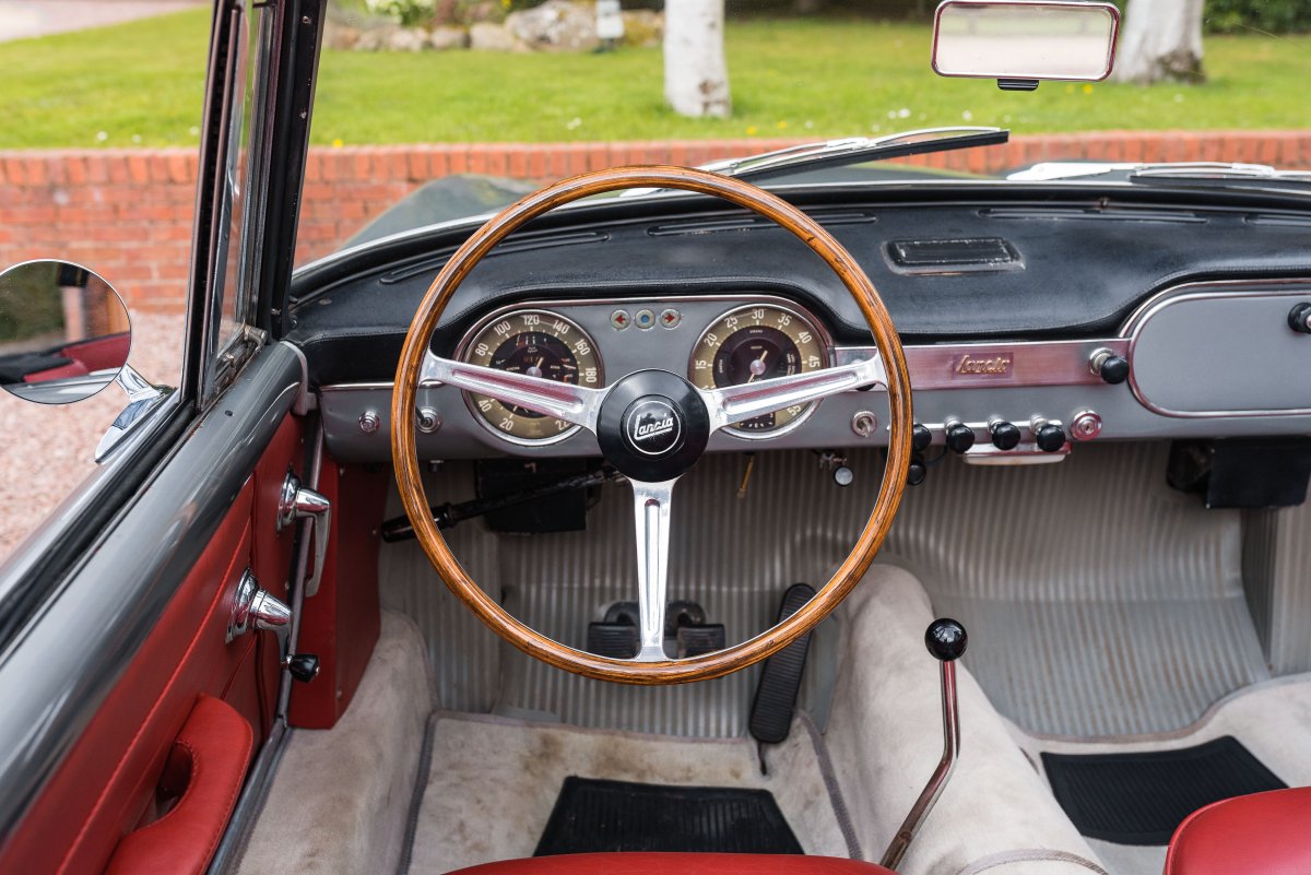 1961 Lancia Flaminia GT Convertible Steering Wheel