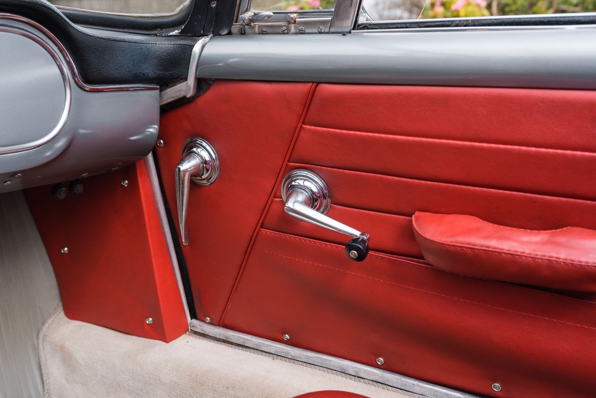 1961 Lancia Flaminia GT Convertible Door
