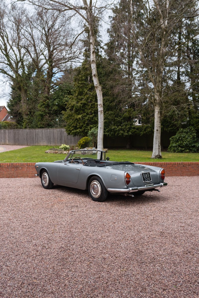 1961 Lancia Flaminia GT Convertible 64