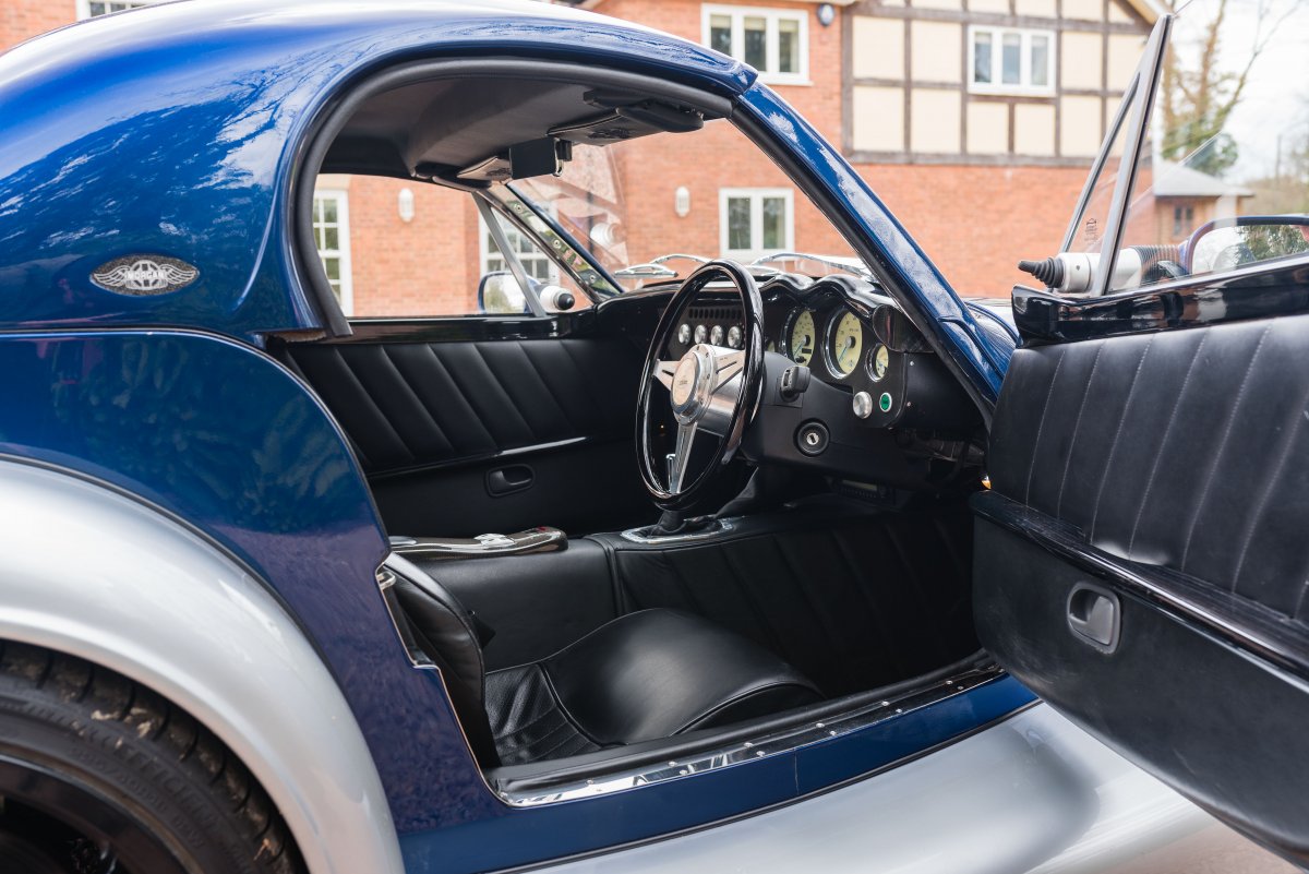 2004 Morgan Aero 8 GTN Drivers Dashboard