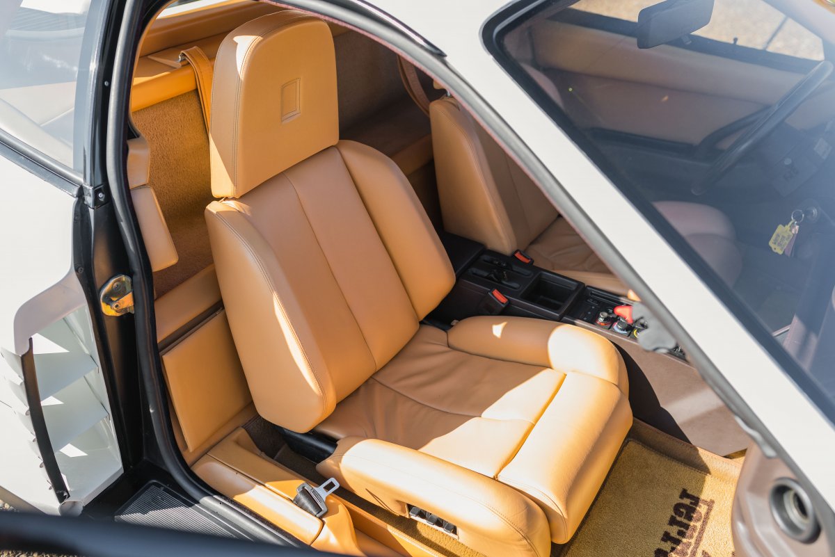 1991 Ferrari Testarossa Wolf of Wall Street 19