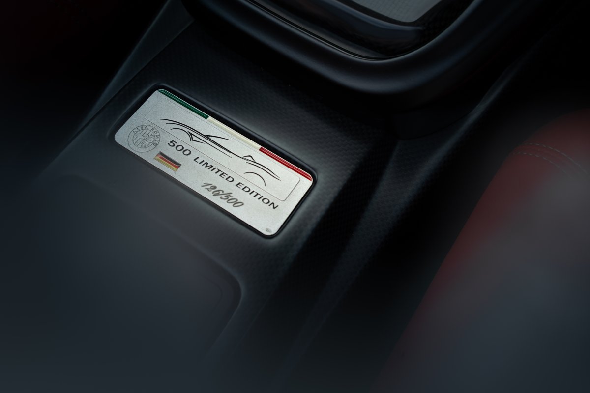 2012 Alfa Romeo 8C Spider For Sale 17