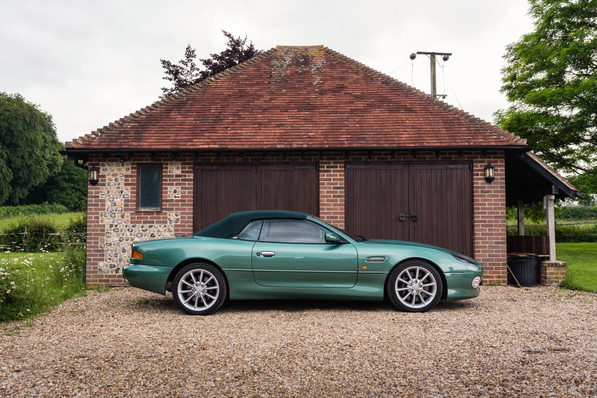 2000 Aston Martin DB7 Vantage Volante For Sale