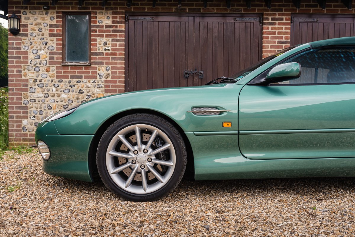 2000 Aston Martin DB7 Vantage Volante For Sale
