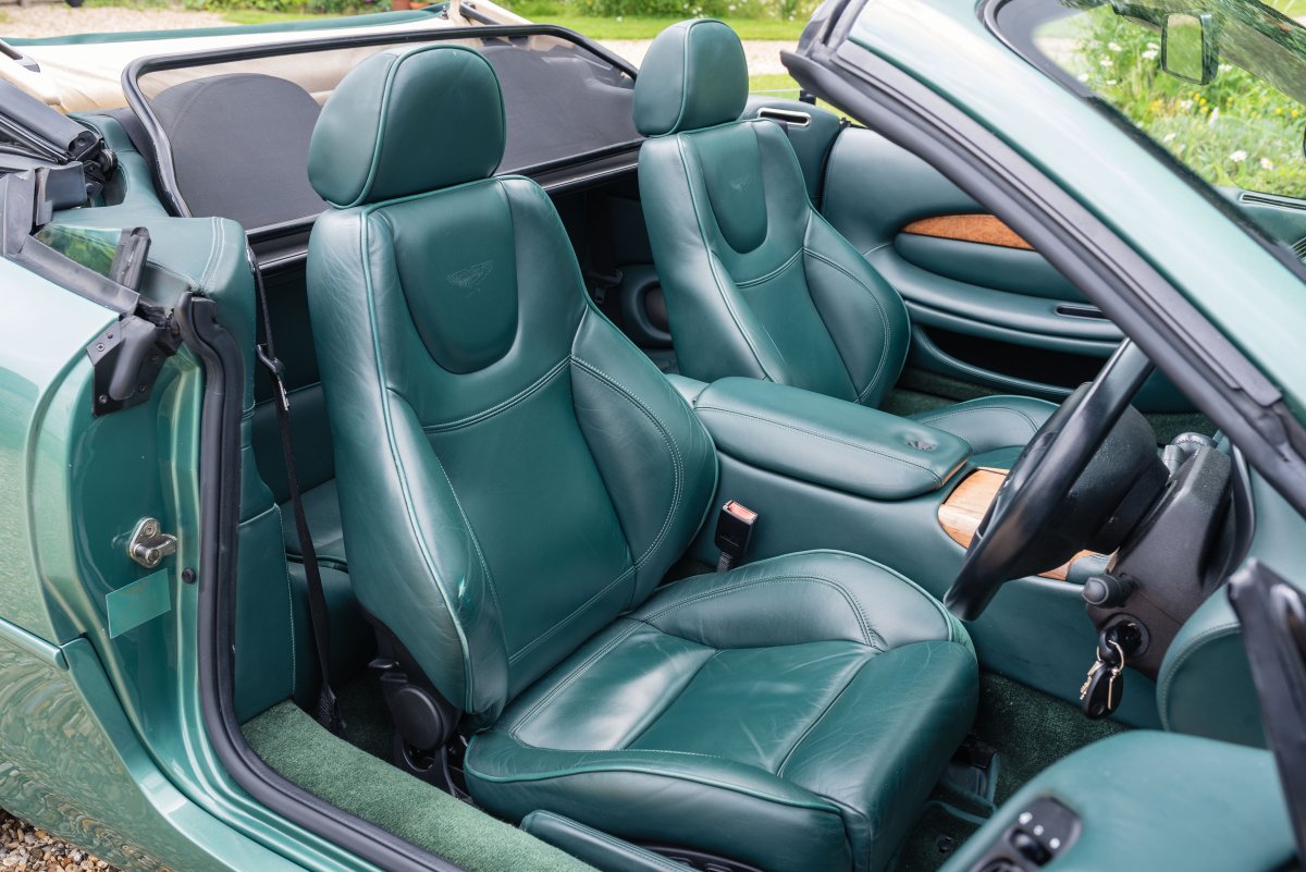 2000 Aston Martin DB7 Vantage Volante For Sale