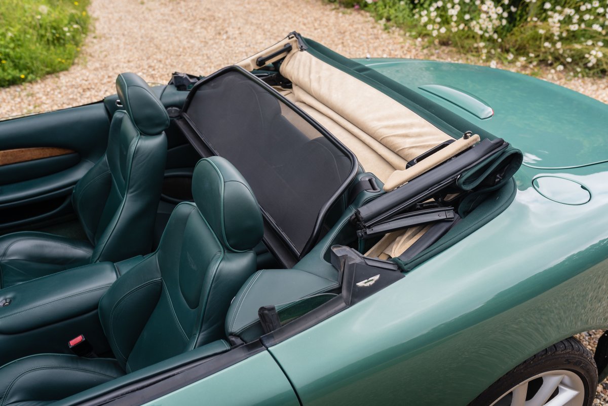 2000 Aston Martin DB7 Vantage Volante For Sale