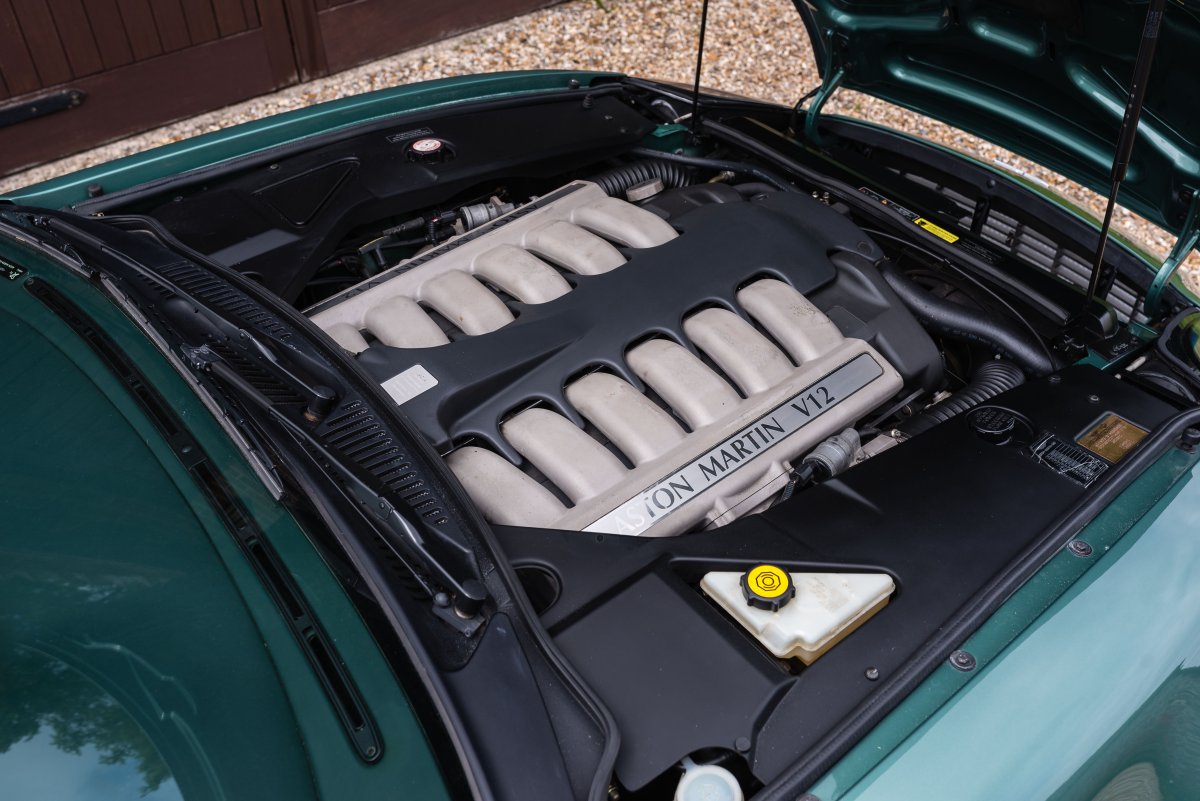 2000 Aston Martin DB7 Vantage Volante For Sale