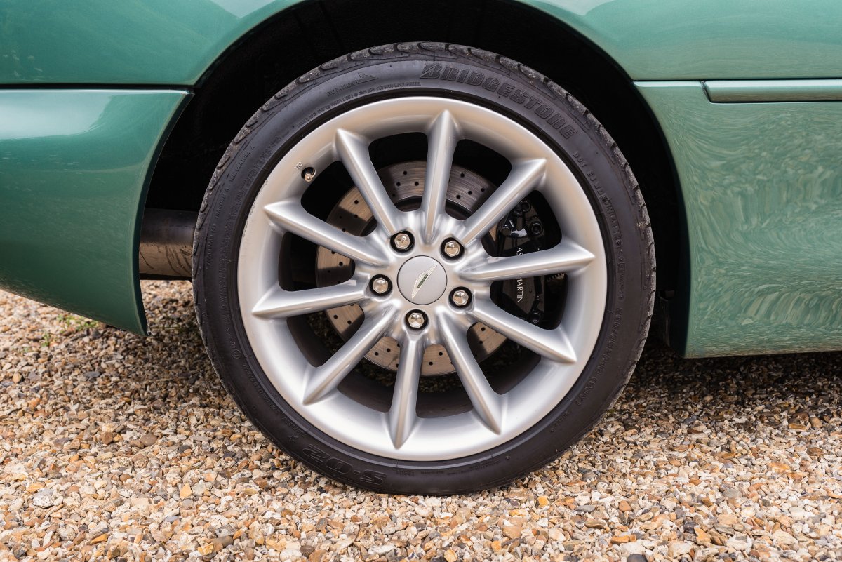 2000 Aston Martin DB7 Vantage Volante For Sale