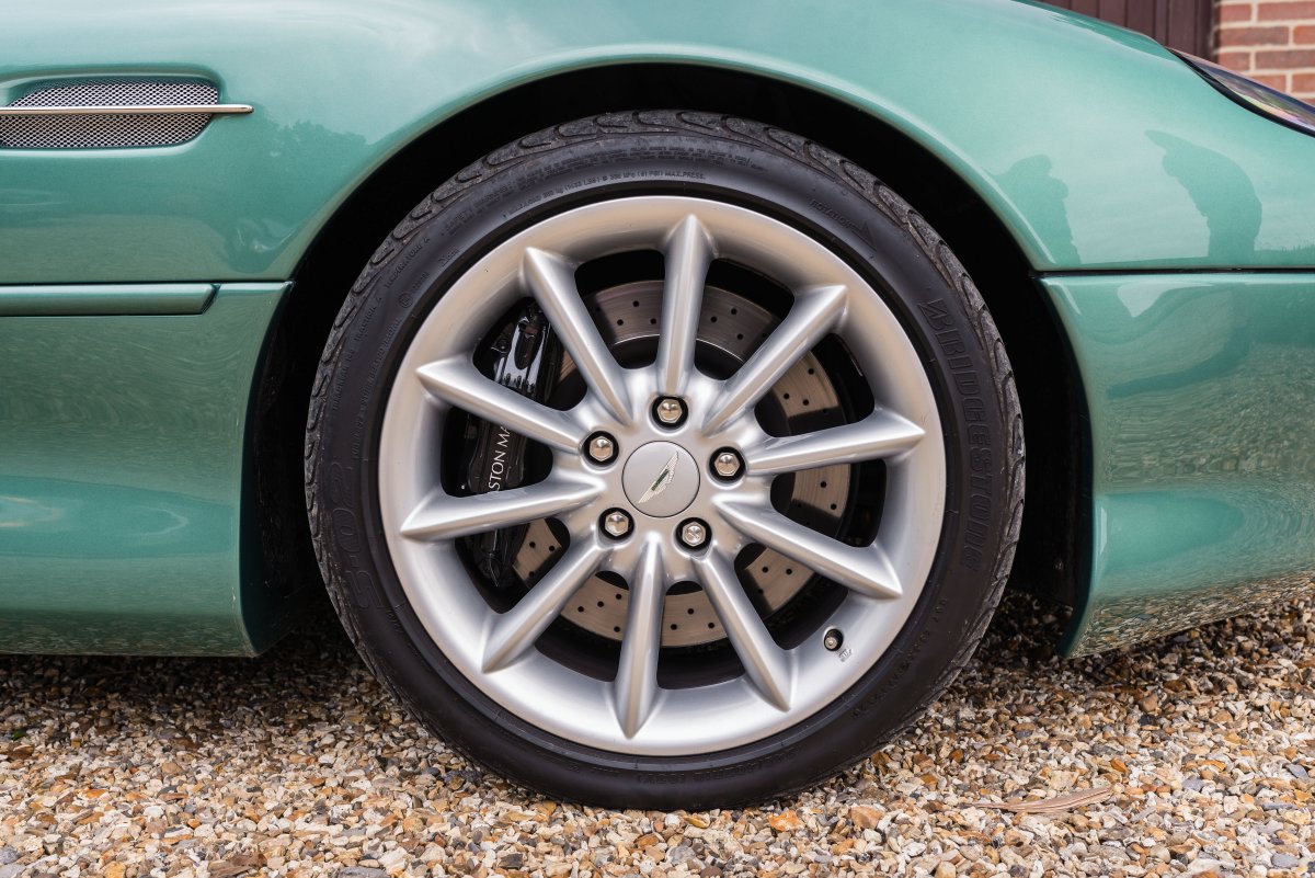 2000 Aston Martin DB7 Vantage Volante For Sale