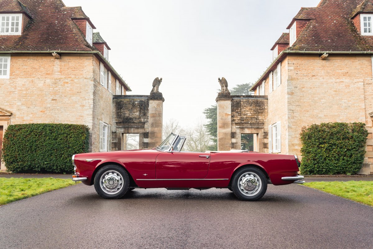 1964 Alfa Romeo 2600 Spider