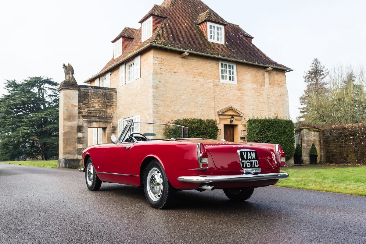 1964 Alfa Romeo 2600 Spider