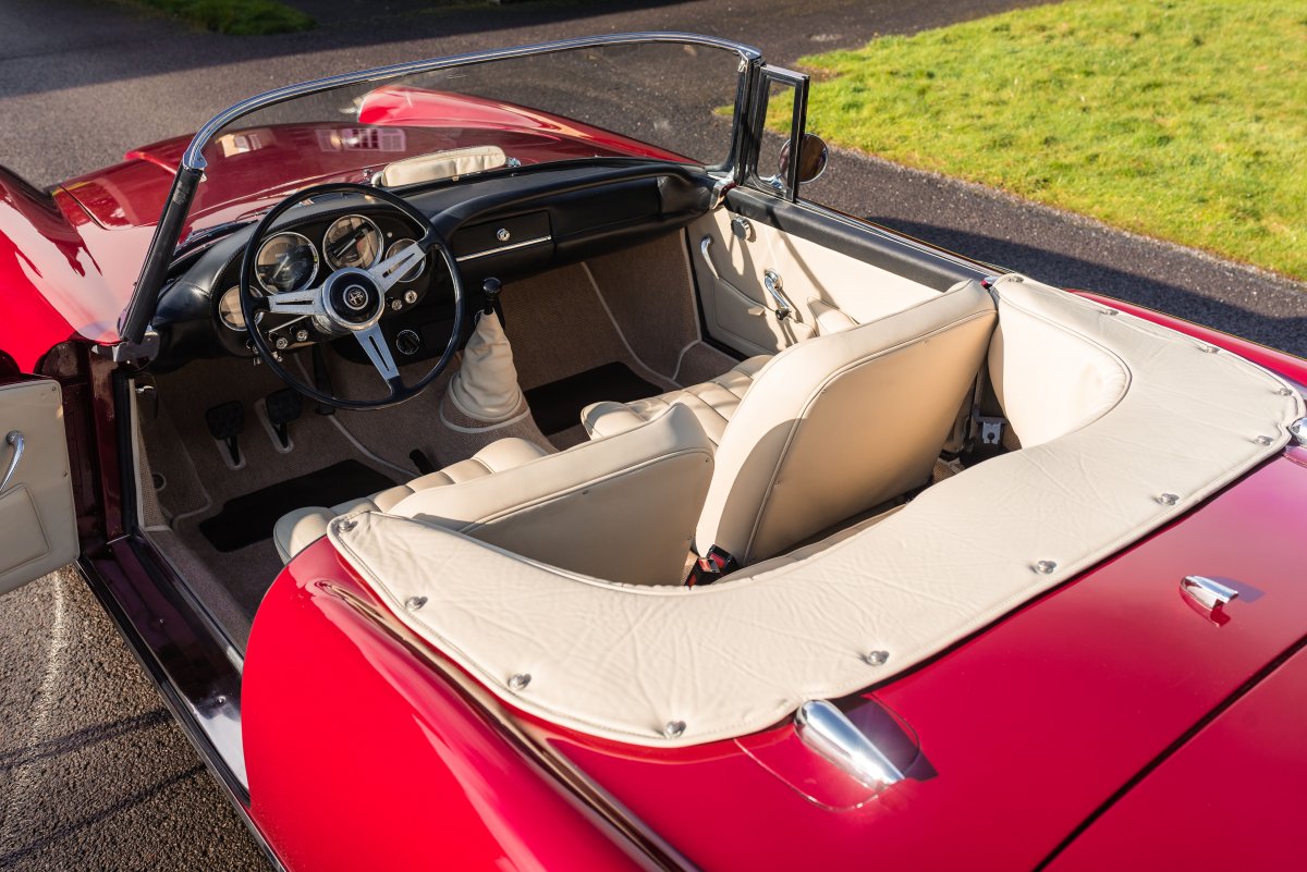 1964 Alfa Romeo 2600 Spider