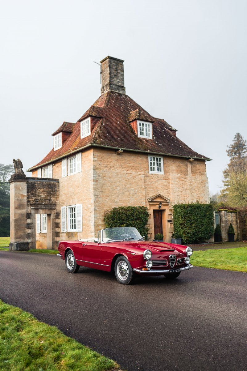 1964 Alfa Romeo 2600 Spider