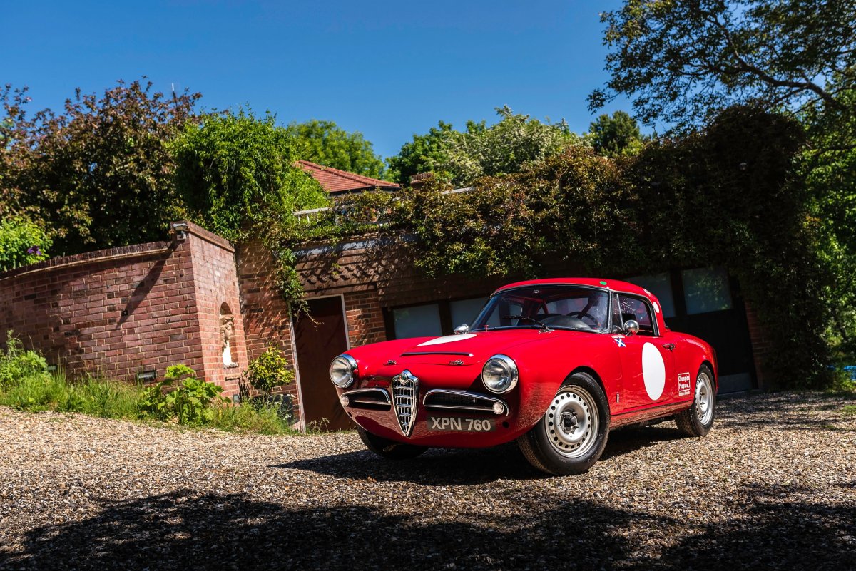 1965 Alfa Romeo Giulia 101 Spider