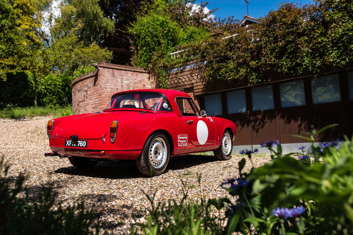 1965 Alfa Romeo Giulia 101 Spider