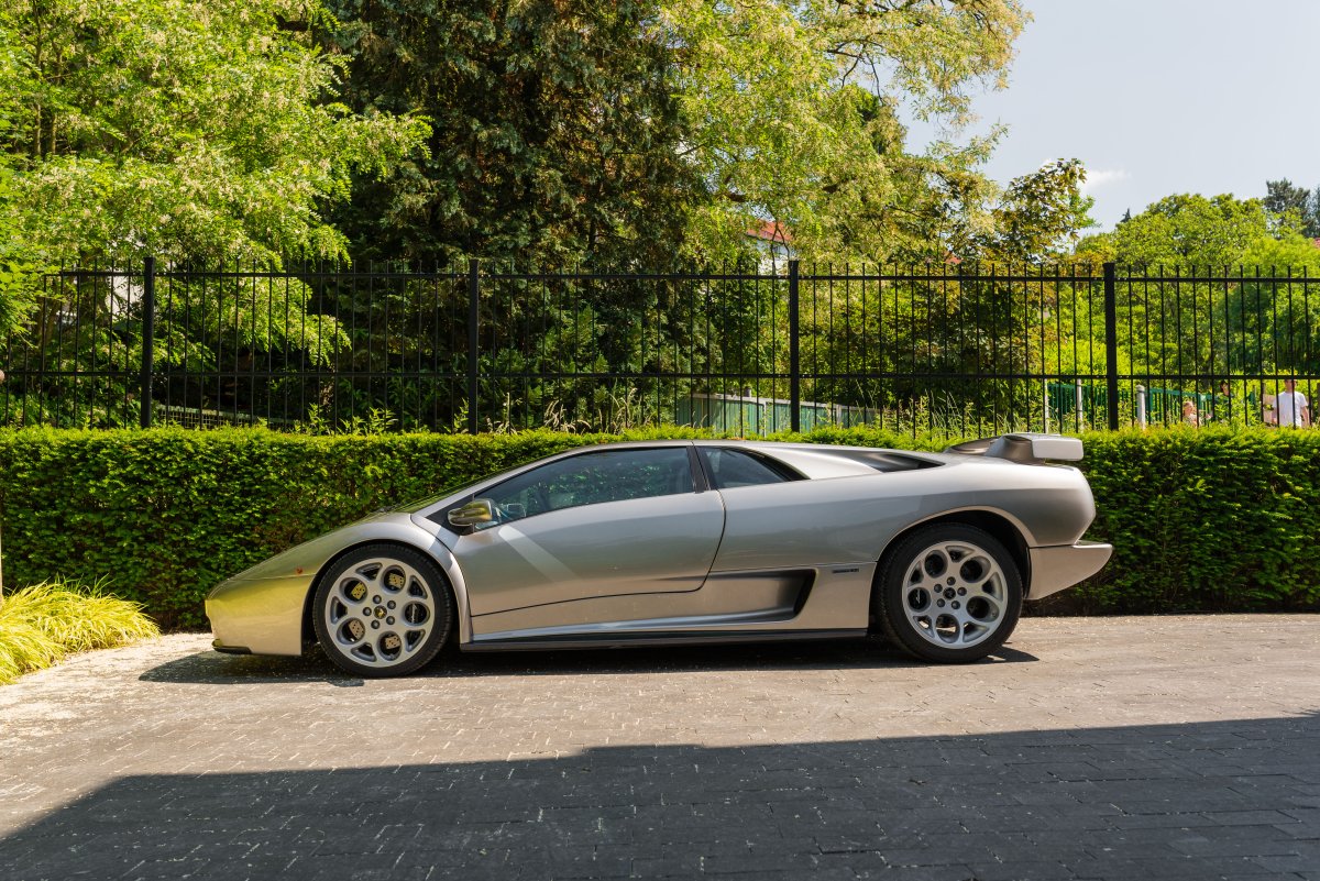 2000 Diablo VT 6.0 For Sale Side Profie