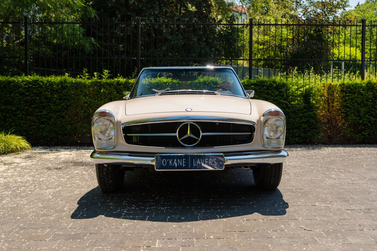 1969 Mercedes-Benz 280SL Pagoda For Sale 2 Front