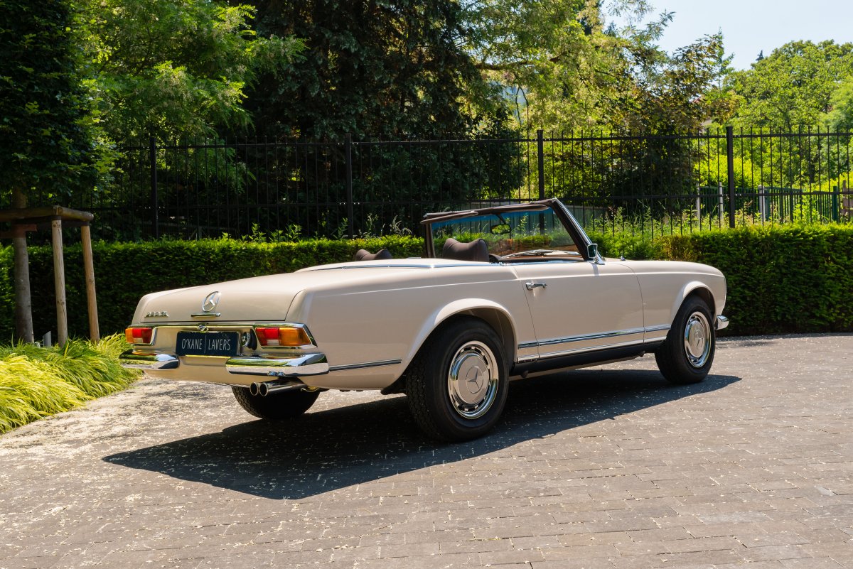 1969 Mercedes-Benz 280SL Pagoda For Sale 7