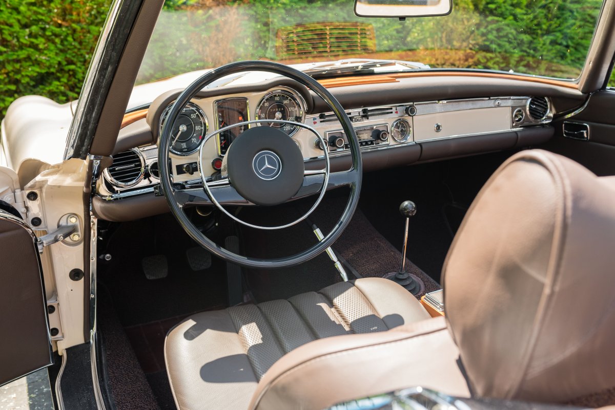 1969 Mercedes-Benz 280SL Pagoda For Sale 21