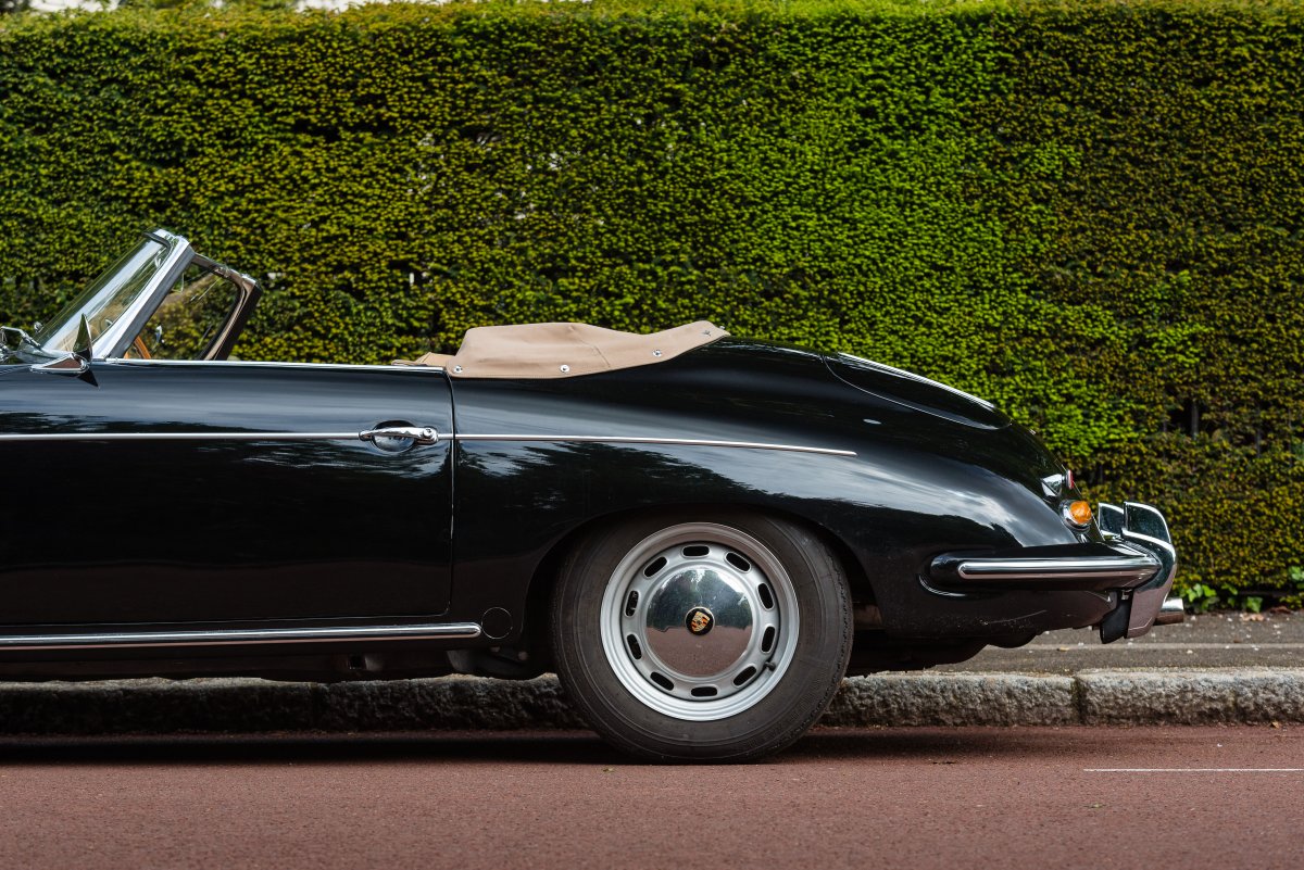 1962 Porsche 356B Roadster 20