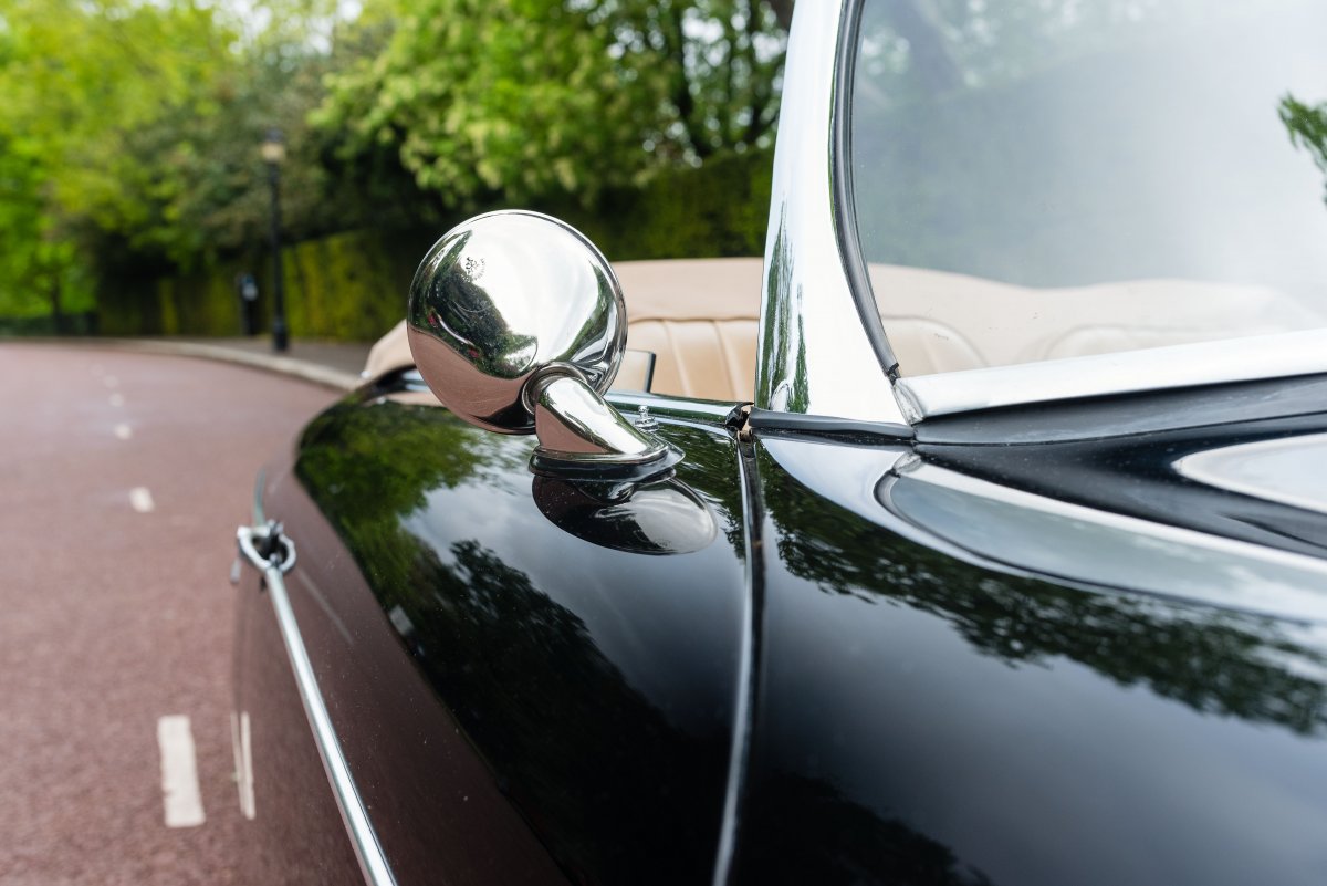 1962 Porsche 356B Roadster 27