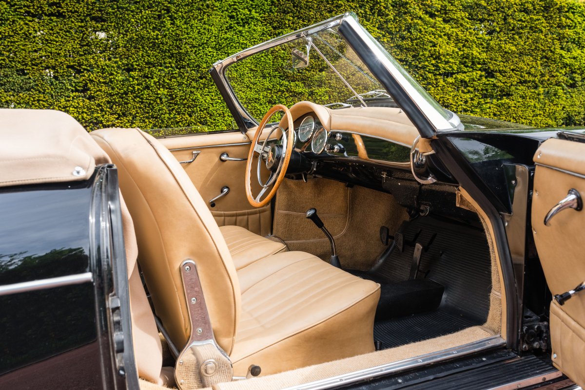 1962 Porsche 356B Roadster 30