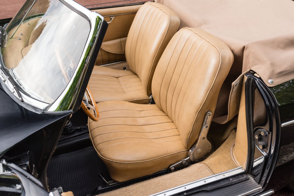1962 Porsche 356B Roadster 31