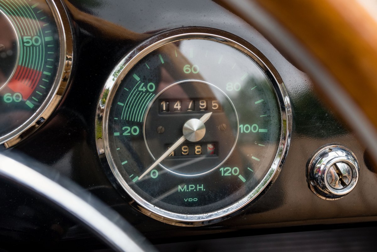 1962 Porsche 356B Roadster 37