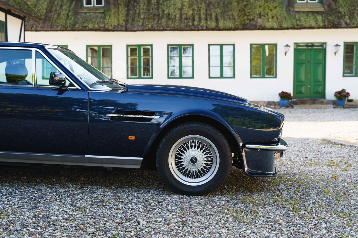 1987 Aston Martin V8 Vantage X-Pack