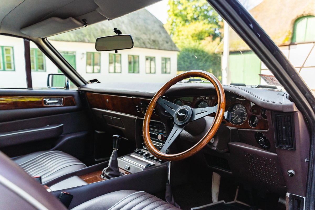 1987 Aston Martin V8 Vantage X-Pack