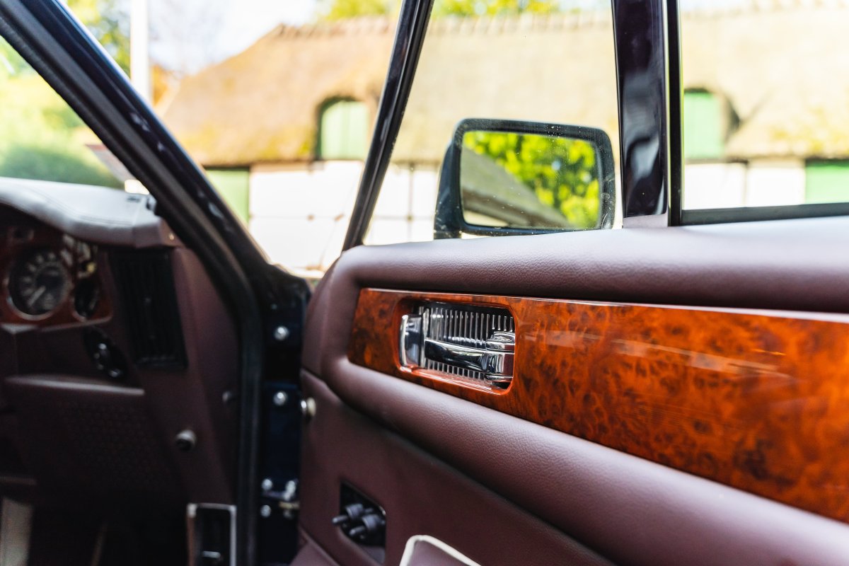 1987 Aston Martin V8 Vantage X-Pack