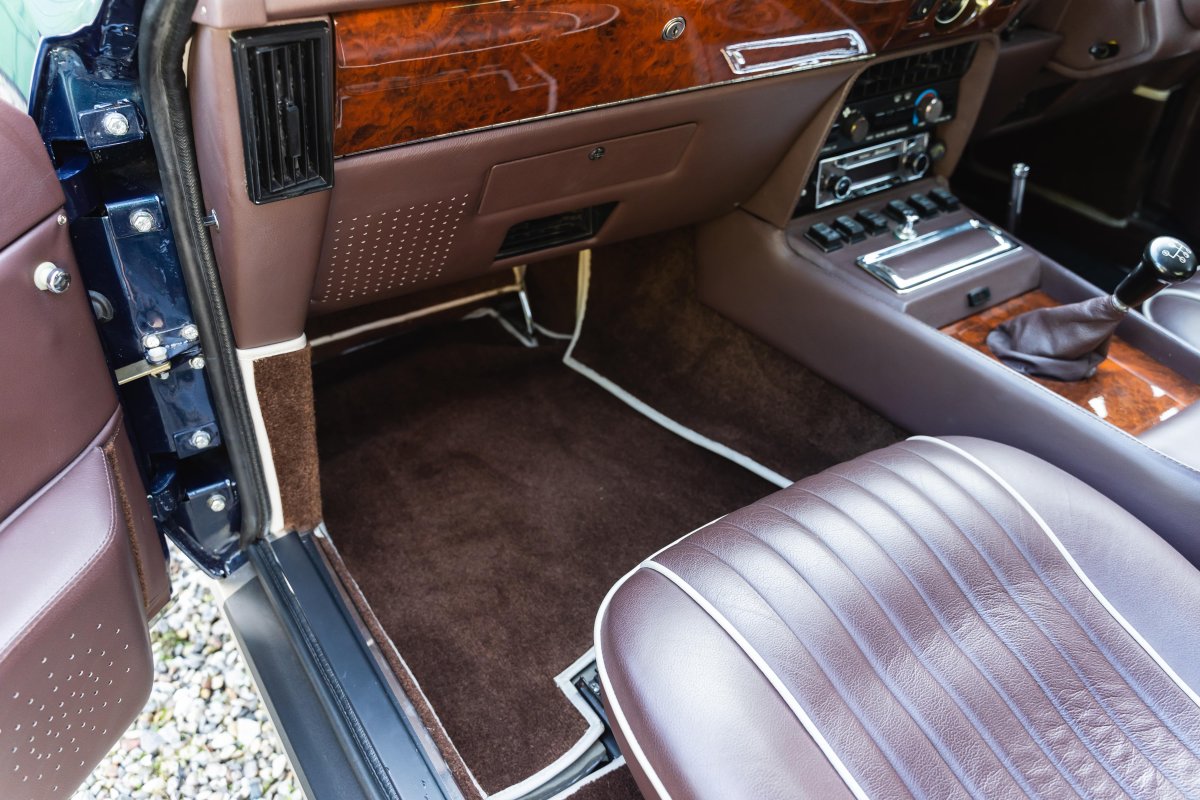 1987 Aston Martin V8 Vantage X-Pack