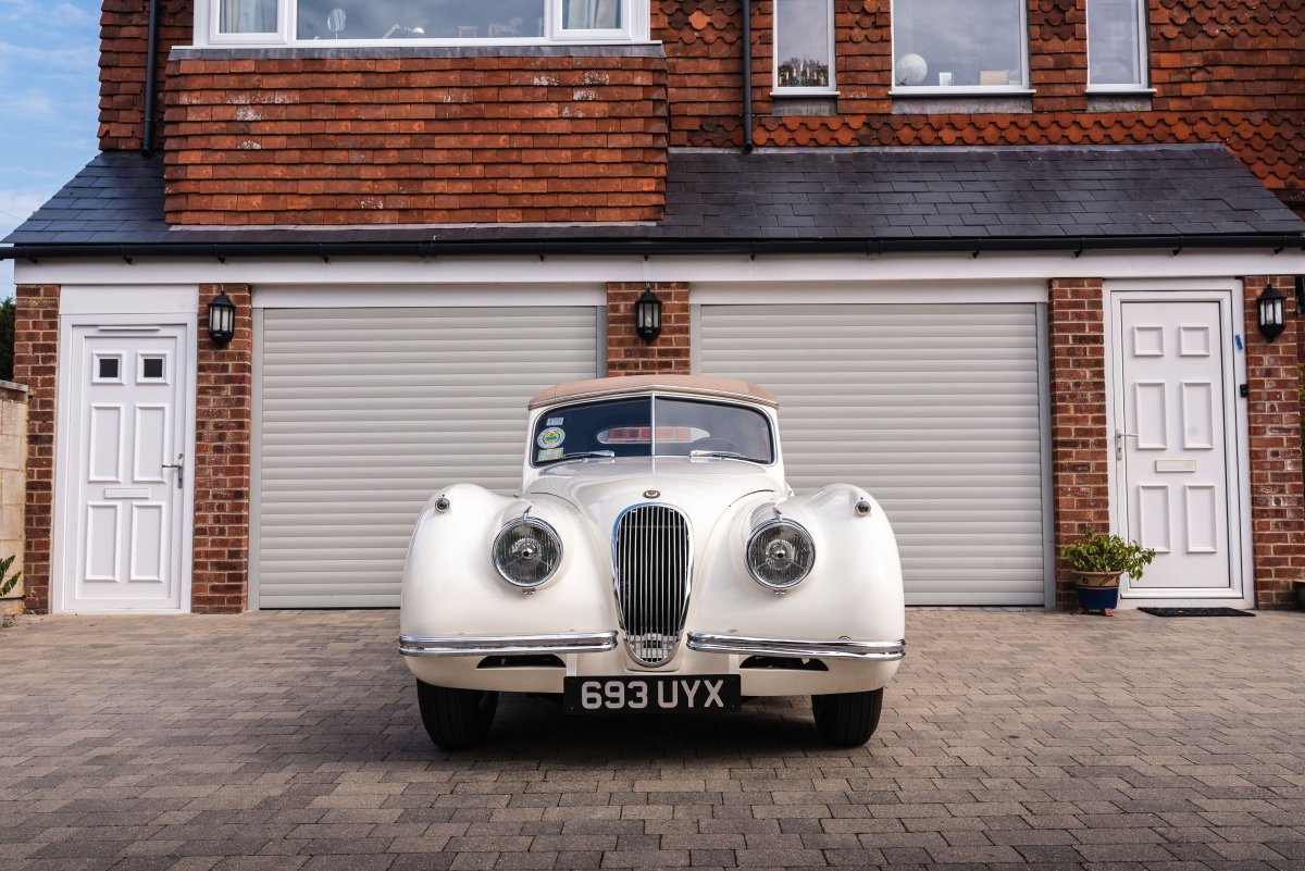 1954 Jaguar XK120 Drophead Coupé For Sale
