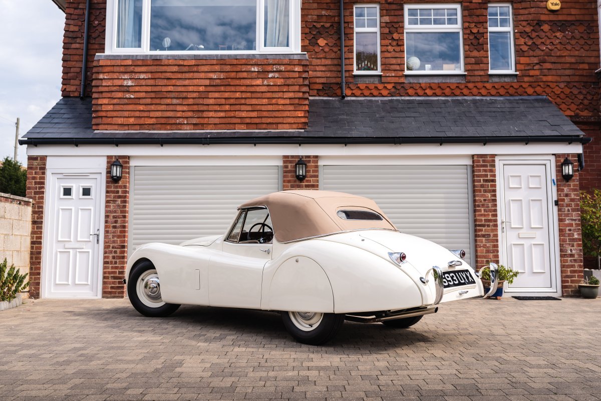 1954 Jaguar XK120 Drophead Coupé For Sale