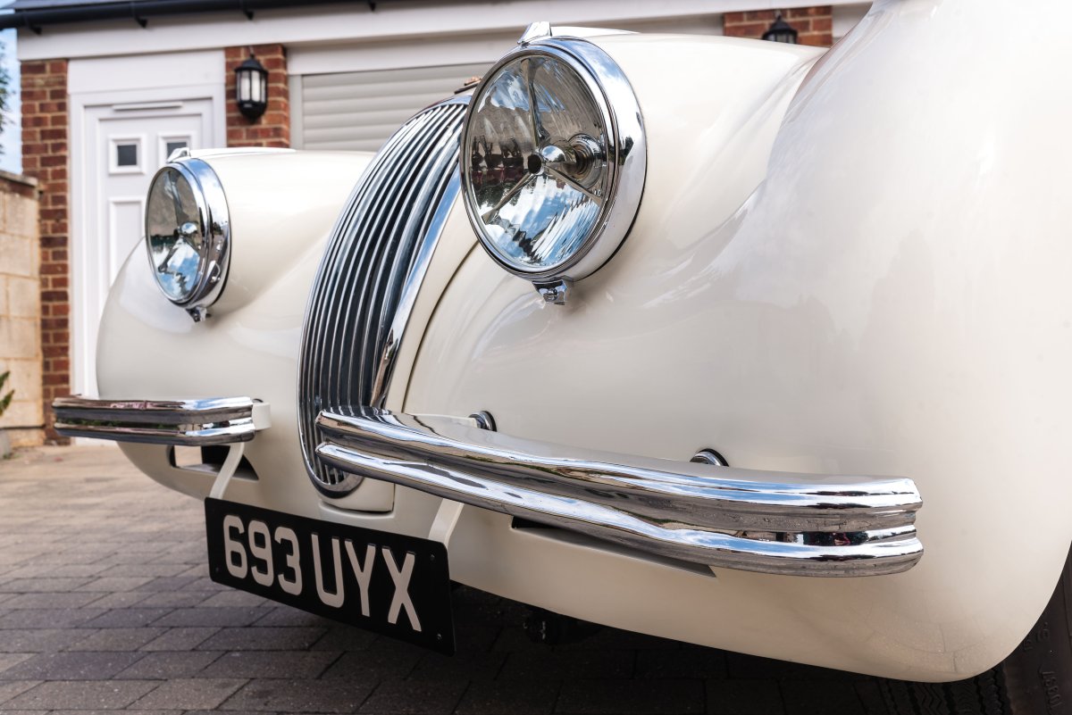 1954 Jaguar XK120 Drophead Coupé For Sale