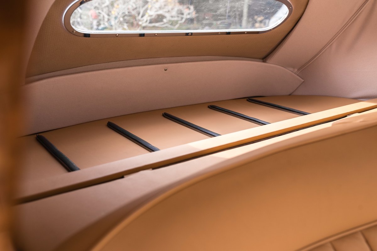 1954 Jaguar XK120 Drophead Coupé For Sale
